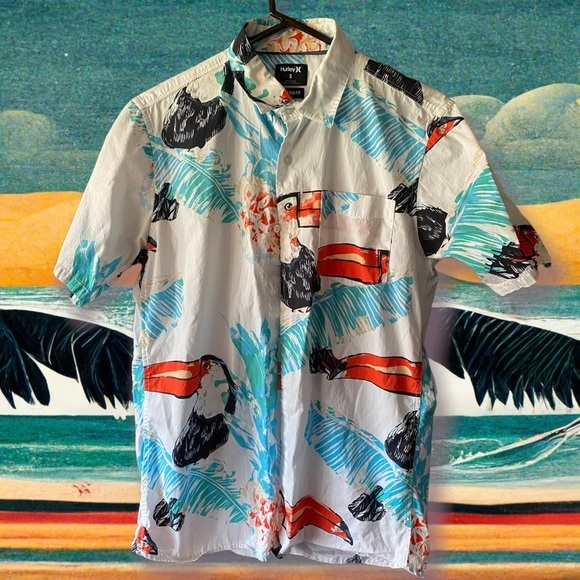 Hurley Tailored Fit‎ Toucan Hawaiian shirt - Picture 1 of 3